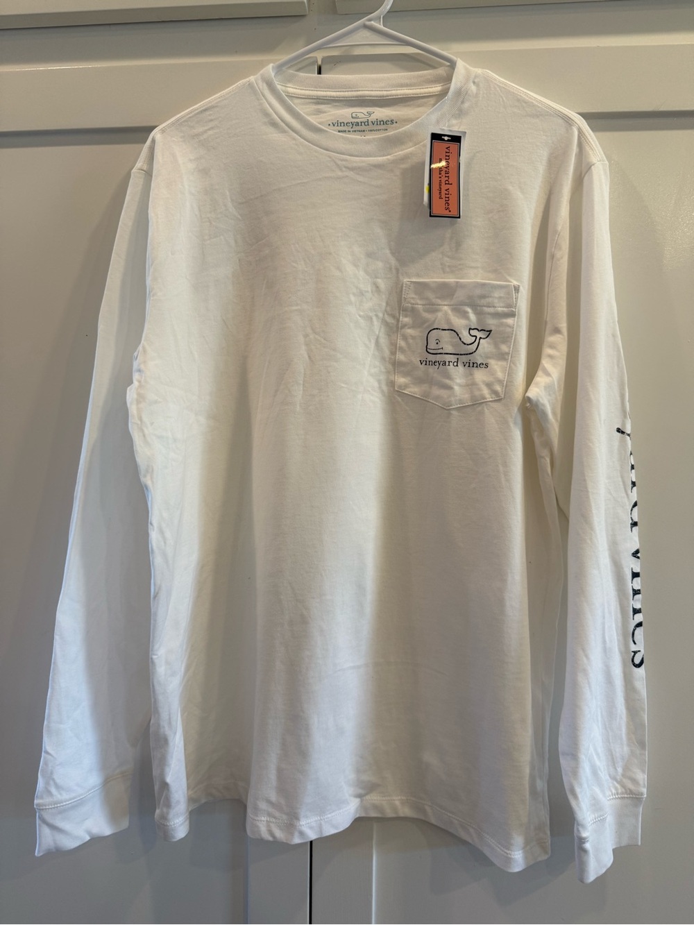 Vineyard Vines Men’s Medium NWT White Long Sleeve Whale Pocket Tee
